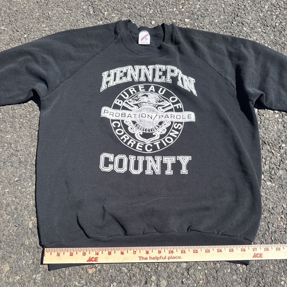 VINTAGE VTG Hennepin Bureau Of Probation Correction Country Jail Crewneck USA XL - Picture 5 of 7